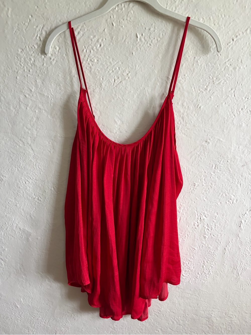 GAP Bright Red Flowing Spaghetti Strap Camisole
